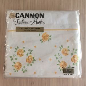 70s Floral Sheet NOS